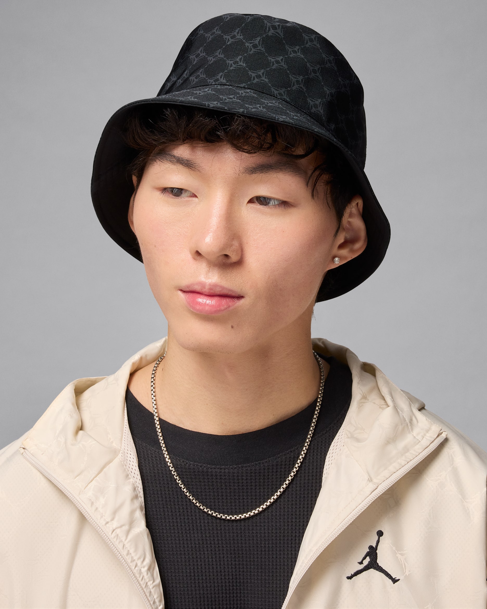 Jordan Apex Reversible Bucket Hat. Nike ID